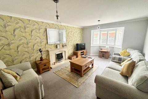 6 bedroom detached house for sale, Saxmundham