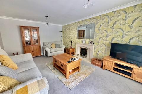 6 bedroom detached house for sale, Saxmundham