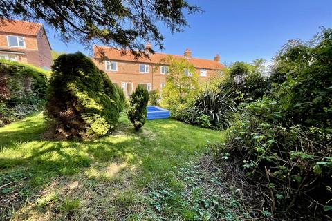 4 bedroom end of terrace house for sale, Hay Lane Terrace, Cloughton, Scarborough