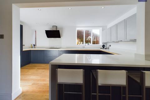 5 bedroom detached house for sale, West Park Drive, Blackpool, FY3
