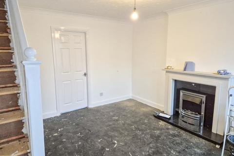 2 bedroom semi-detached house to rent, Cornfield, Off Heckmondwike Road, Dewsbury WF13