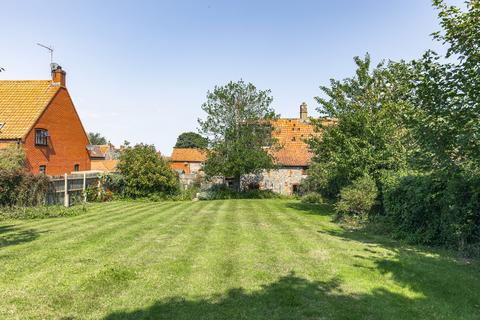 3 bedroom cottage for sale, Weybourne