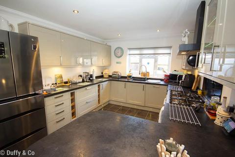 4 Downside Close, Shoreham-by-sea, BN43 6AF