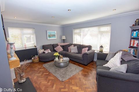 4 Downside Close, Shoreham-by-sea, BN43 6AF