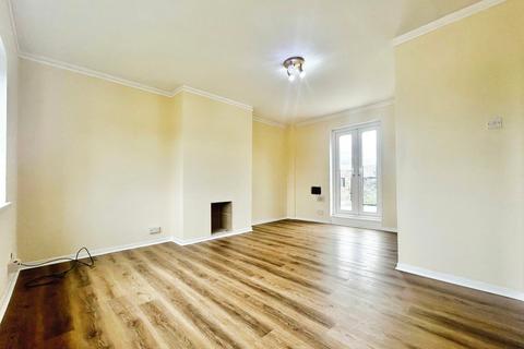 3 bedroom maisonette to rent, Hadrian Way, Stanwell TW19