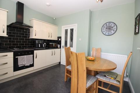 3 bedroom terraced house to rent, Thorntree Road, Thornaby