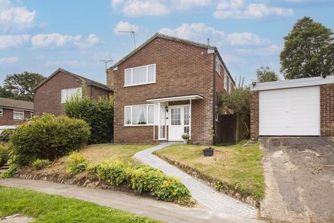 3 bedroom detached house for sale, Saxonbury Close, Crowborough