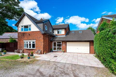 5 bedroom detached house for sale, Loves Cottages, Ormskirk L39