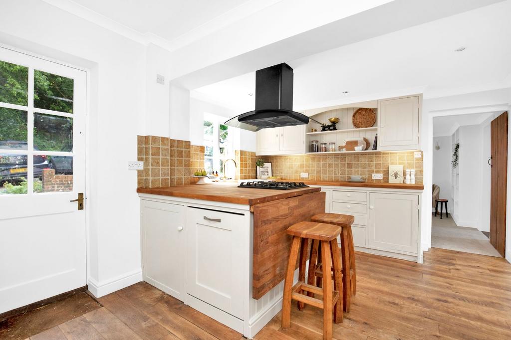 Kitchen Alt