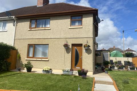 3 bedroom semi-detached house for sale, Browen, Llanelli, Carmarthenshire. SA14 9DB