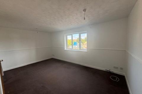 1 bedroom flat to rent, Langley Close, Harwich CO12