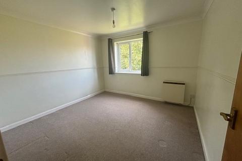 1 bedroom flat to rent, Langley Close, Harwich CO12