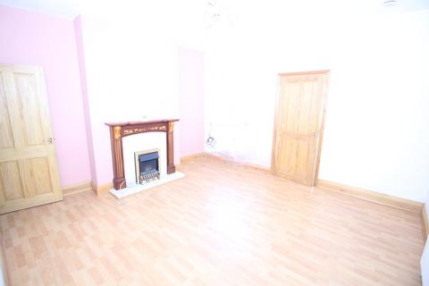 2 bedroom terraced house for sale, Castleford Road, Normanton