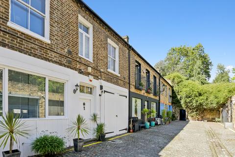 undefined, Russell Gardens Mews, London