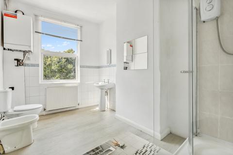 4 bedroom mews for sale, Russell Gardens Mews, London