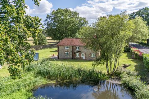 4 bedroom detached house for sale, Cocking Causeway, Midhurst, West Sussex, GU29