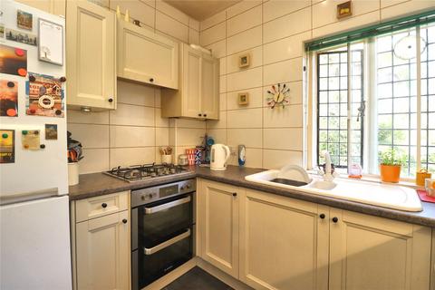 2 bedroom maisonette for sale, Maybury Hill, Surrey GU22