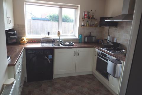 2 bedroom semi-detached bungalow for sale, Keel Road, Hull