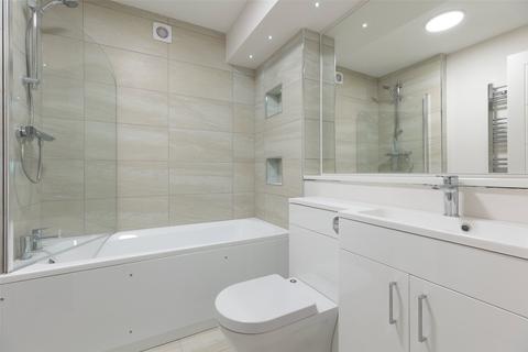 2 bedroom flat for sale, Flat 3, 10-16 York Place, Perth, PH2