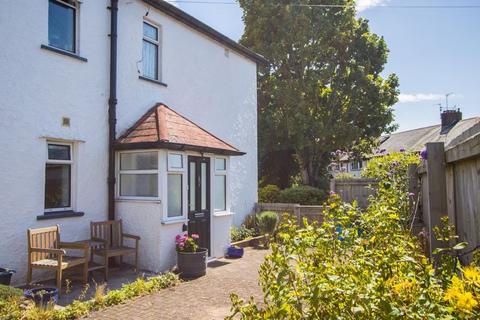 2 bedroom ground floor flat for sale, Mountjoy Avenue, Penarth