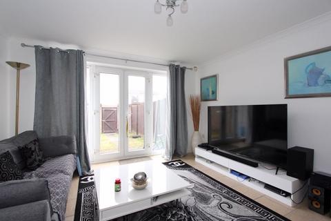 3 bedroom end of terrace house for sale, Burford Gardens, Cardiff