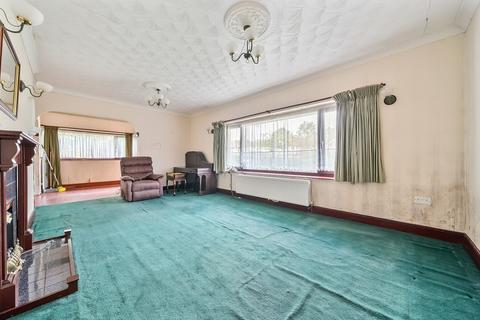 3 bedroom detached bungalow for sale, Willersley Avenue, Sidcup DA15