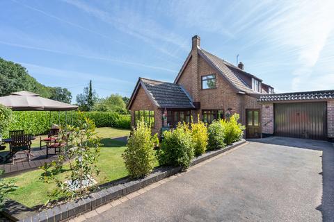 4 bedroom detached house for sale, Thorpe Road, Haddiscoe