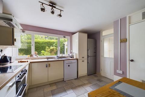 6 Beech Close, Pattingham, Wolverhampton, WV6 7BA