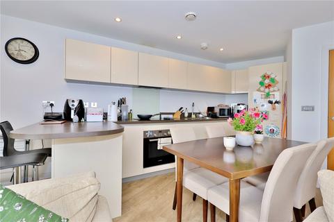 2 bedroom apartment for sale, Sycamore Avenue, Woking, Surrey, GU22
