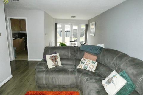 9 Colbrook, Tamworth, B77 2LH
