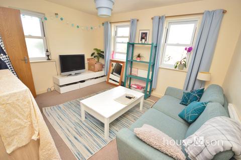 1 bedroom apartment to rent, Livingstone Road