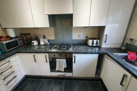 2 bedroom end of terrace house to rent, Havergate Way, Kennet Island