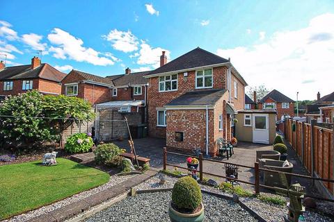 3 bedroom detached house for sale, Lansdowne Road, BILSTON, WV14 6LL