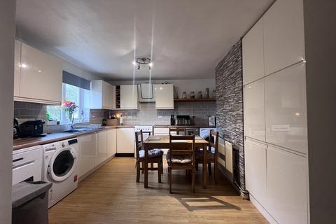 3 bedroom terraced house for sale, Tyddyn Mostyn Estate, Menai Bridge, LL59