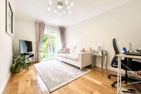 16 Redlands Way, Sutton Coldfield, B74 3ET