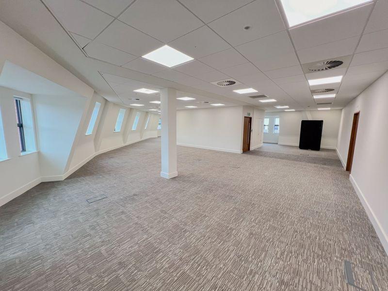 Unit 8, 55 Athol...