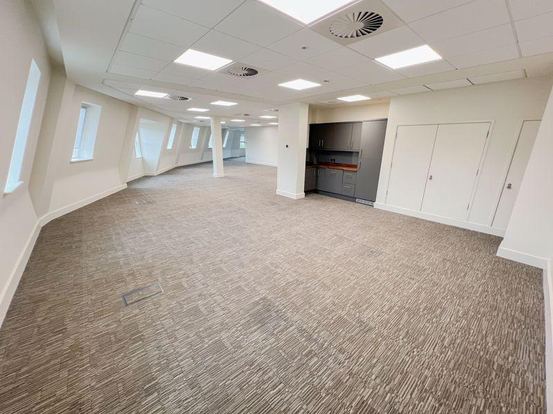 Unit 8, 55 Athol...