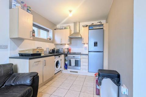 2 bedroom terraced house for sale, Selkirk Drive, Milton Keynes MK14