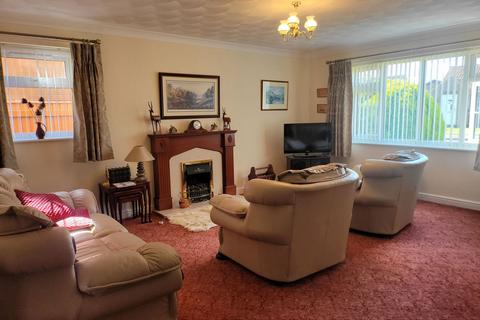 3 bedroom detached bungalow for sale, Thames Crescent, Skegness PE24