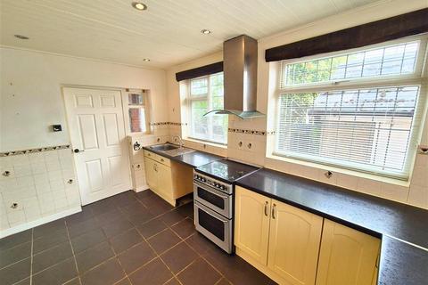 3 bedroom semi-detached house for sale, Green Lane, Leominster, Herefordshire, HR6 8QJ