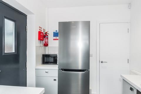 2 bedroom terraced house to rent, Hartington Street, Rusholme, Manchester, M14