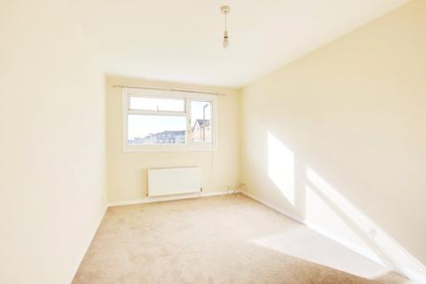 3 bedroom terraced house to rent, Greenfields, Wick, Littlehampton, West Sussex, BN17