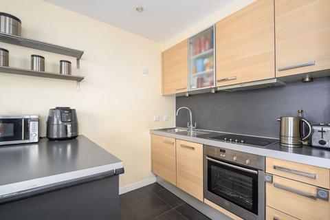 2 bedroom apartment for sale, The Heart, Walton on Thames.