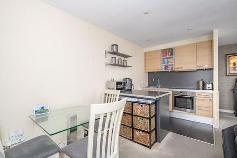 2 bedroom apartment for sale, The Heart, Walton on Thames.