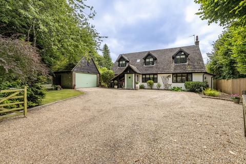 4 bedroom detached house for sale, London Road, Uckfield
