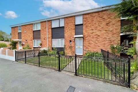 3 bedroom terraced house for sale, Enfield Close, Dunstable