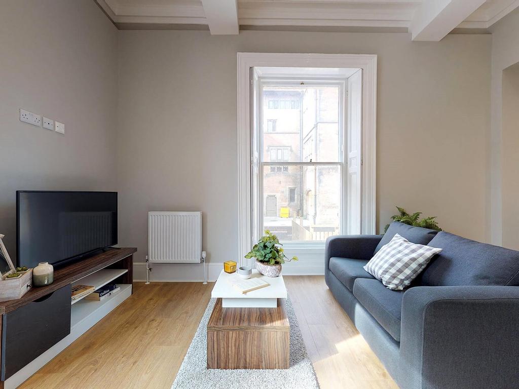 Apartment in Leeds, West Yorkshire - View 3