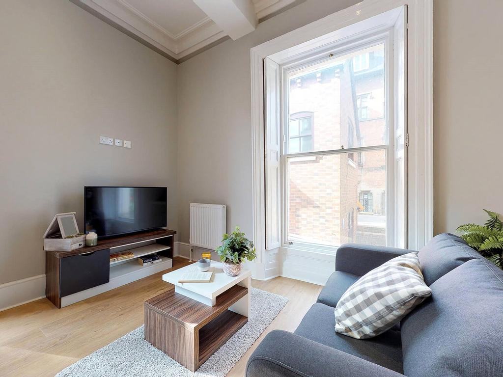 Apartment in Leeds, West Yorkshire - More