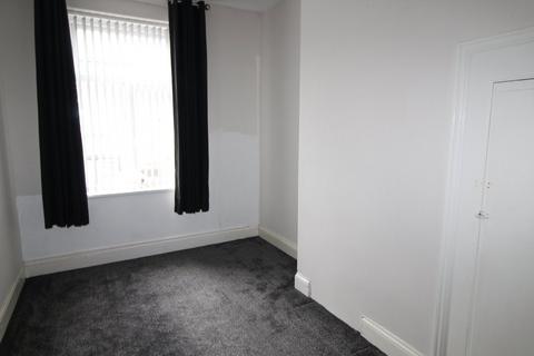 3 bedroom terraced house for sale, Redcliffe Street, Keighley, BD21