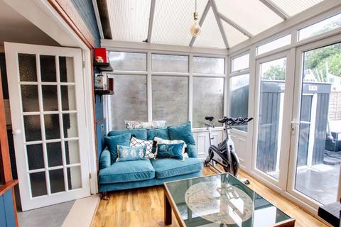 17 Downside Park, Trowbridge, BA14 7NN